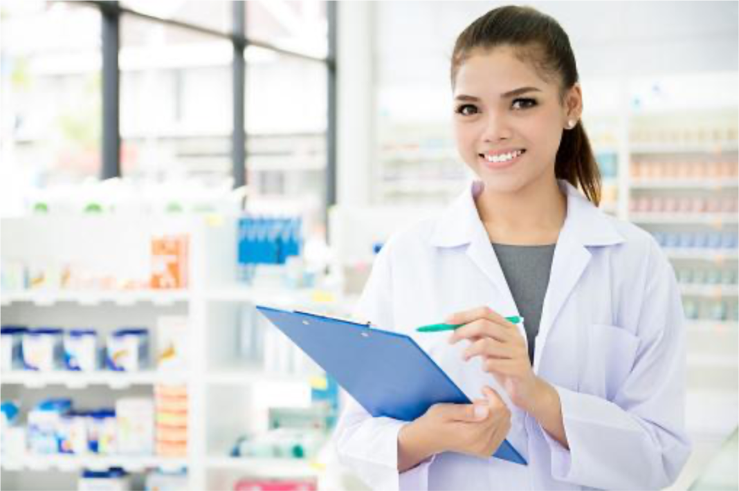 What Are the Duties of a Pharmacy Technician?